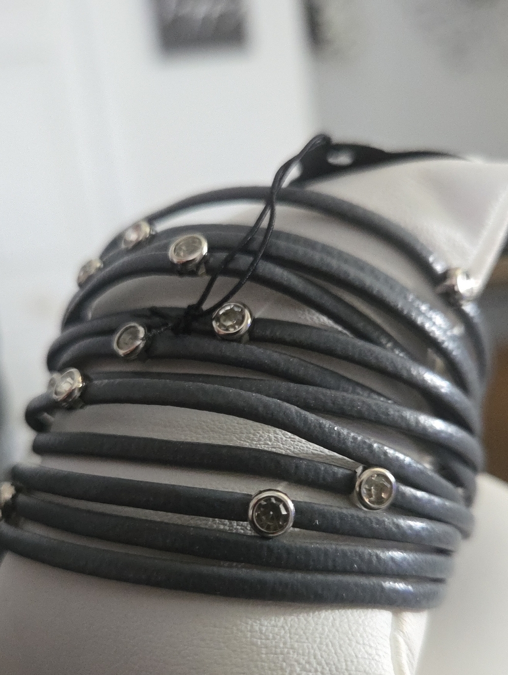 Paparazzi Fearlessly Layered Silver Bracelet NWT - Picture 3 of 4